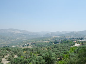 (Luk 9:52) Vy över området Samarien från staden Samaria.