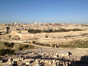 (Matt 24:3) Vy över Jerusalem från Olivberget.