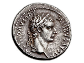 (Mark 12:15) En denar med kejsar Tiberius (regerade 14-37 e.Kr.) avbildad.